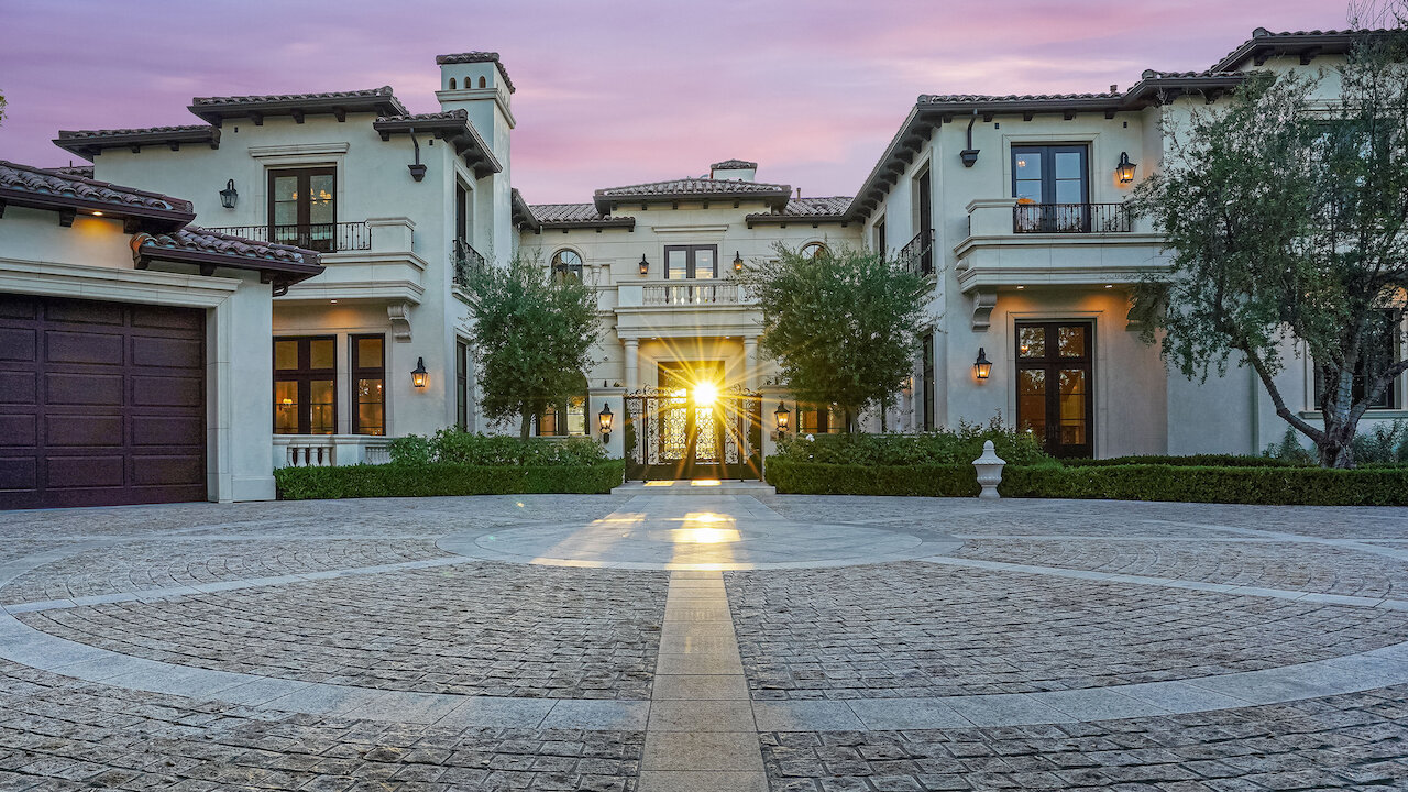 A Villa in Belevery Hills