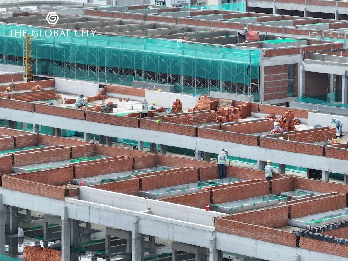 Soho Townhouse Progress - The Global City