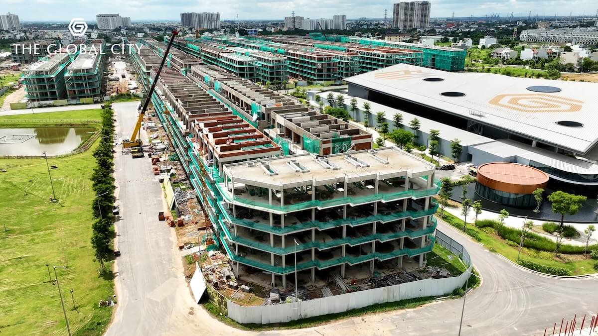 Soho Townhouse Progress - The Global City